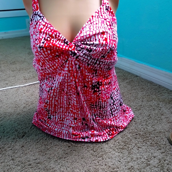 Ann Taylor Tops - Tank top like brand new
